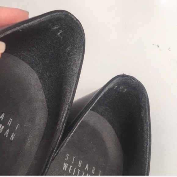 Stuart Weitzman pointed toe heel with heel accent - Picture 6 of 8